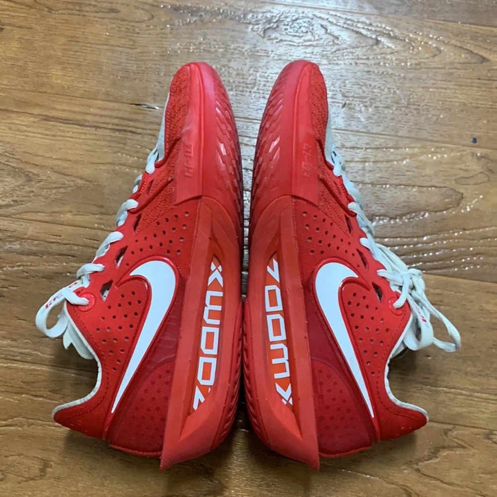 Nike GT Cut 3 Basketball Sneakers